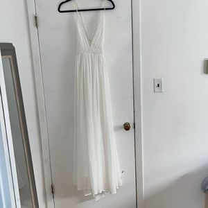 Pink Lily long white chiffon dress